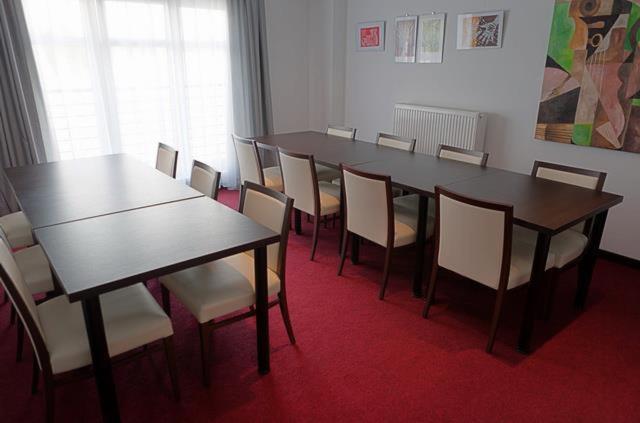 F - Team Hotel Liptovsky Hradok Bagian luar foto