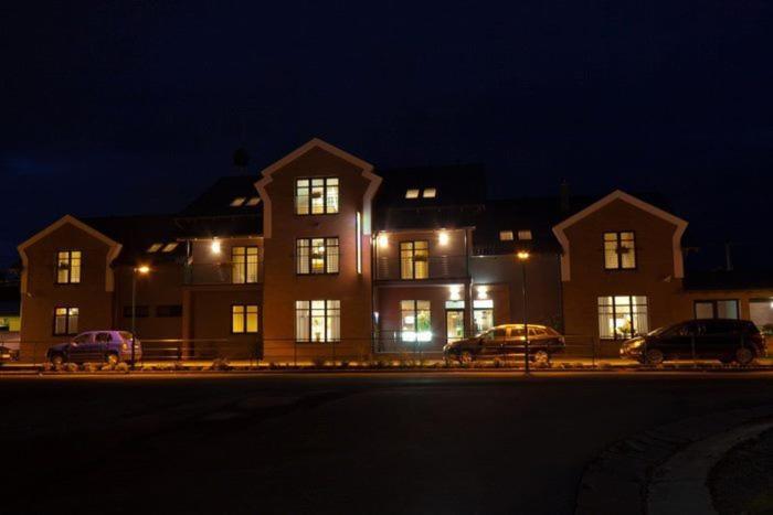 F - Team Hotel Liptovsky Hradok Bagian luar foto
